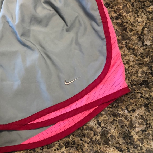 Nike Athletic Shorts - Small - Dove Grey & Pink - Picture 3 of 4